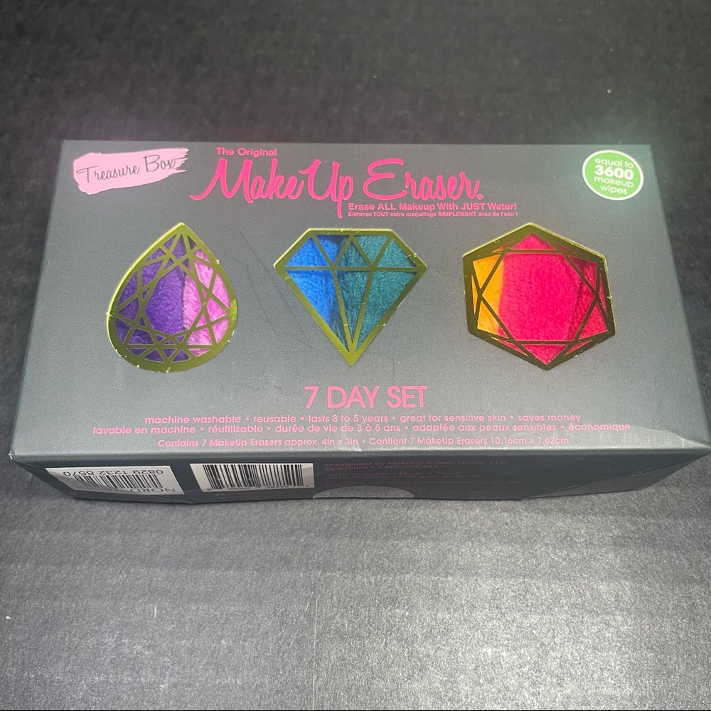 BNIB MAKEUP ERASER SET OF 7 MINIS SUPER CUTE LITTLE LUXURY